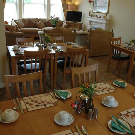 The Bebington Bed and Breakfast Exteriör bild